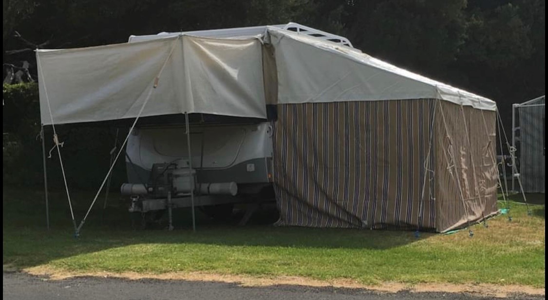 2010 JAYCO FLAMINGO OUTBACK CAMPER