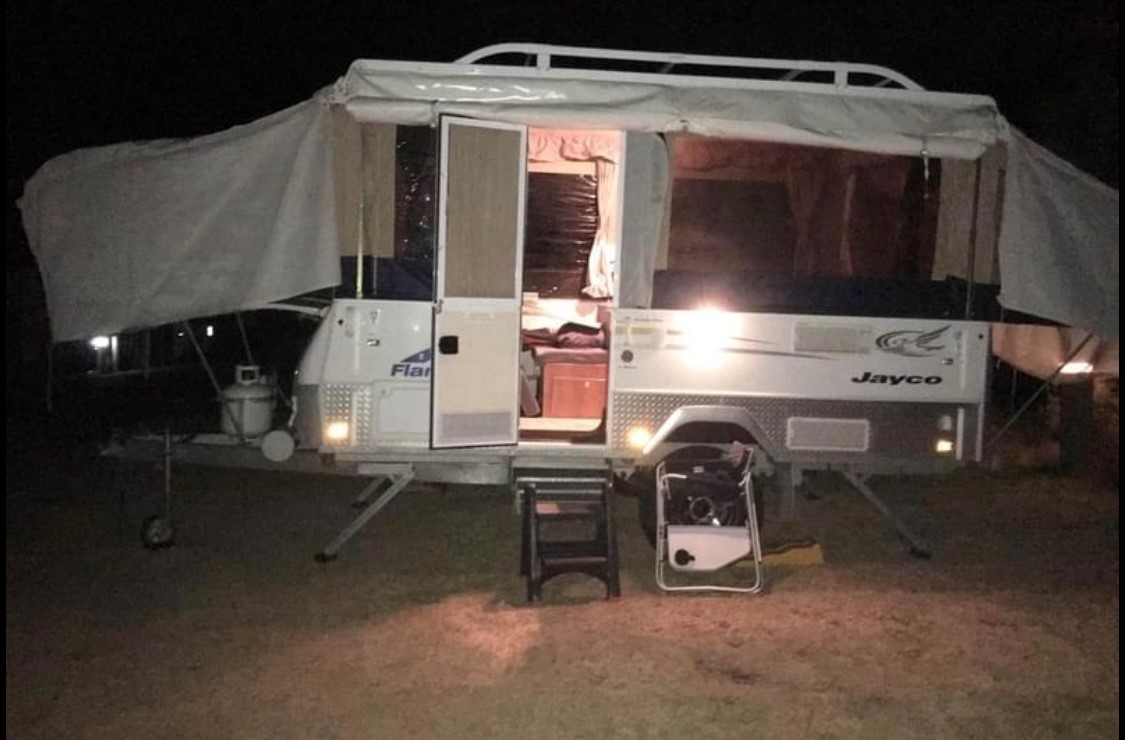 2010 JAYCO FLAMINGO OUTBACK CAMPER