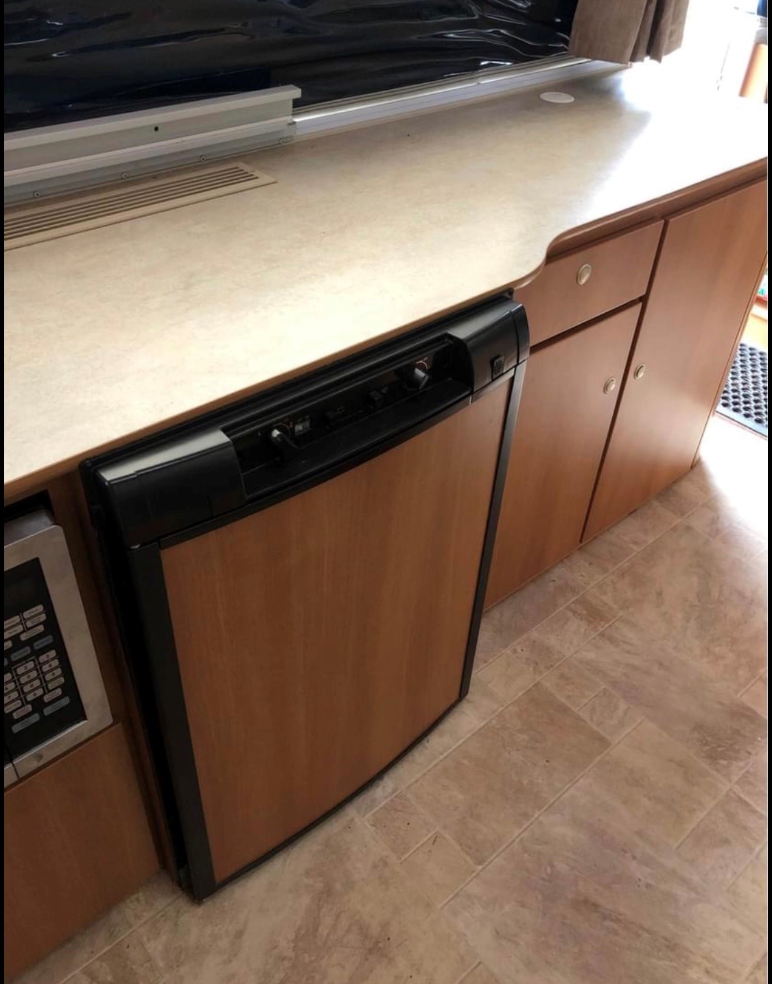 2010 JAYCO FLAMINGO OUTBACK CAMPER