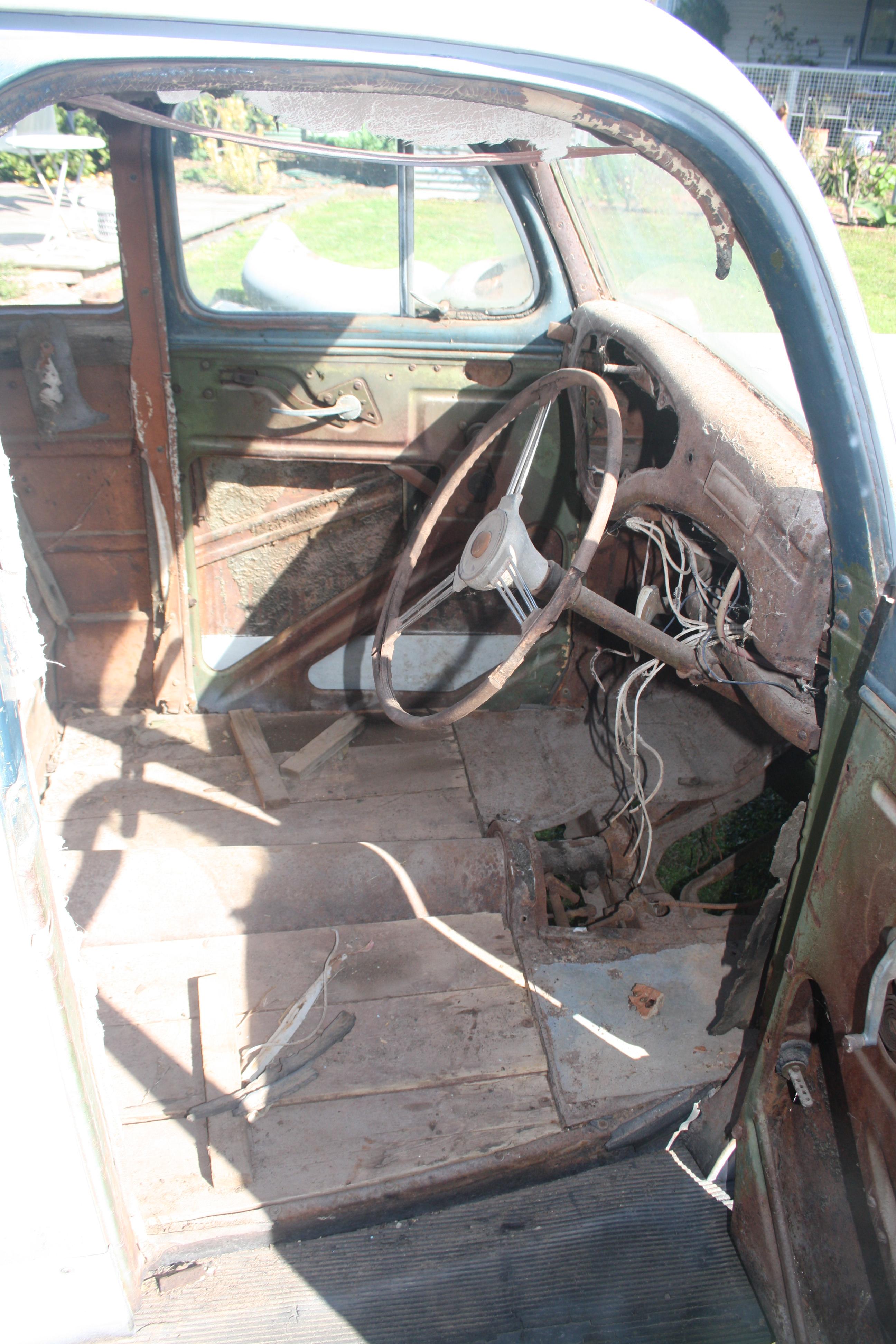 1951 FORD PREFECT UTILITY 