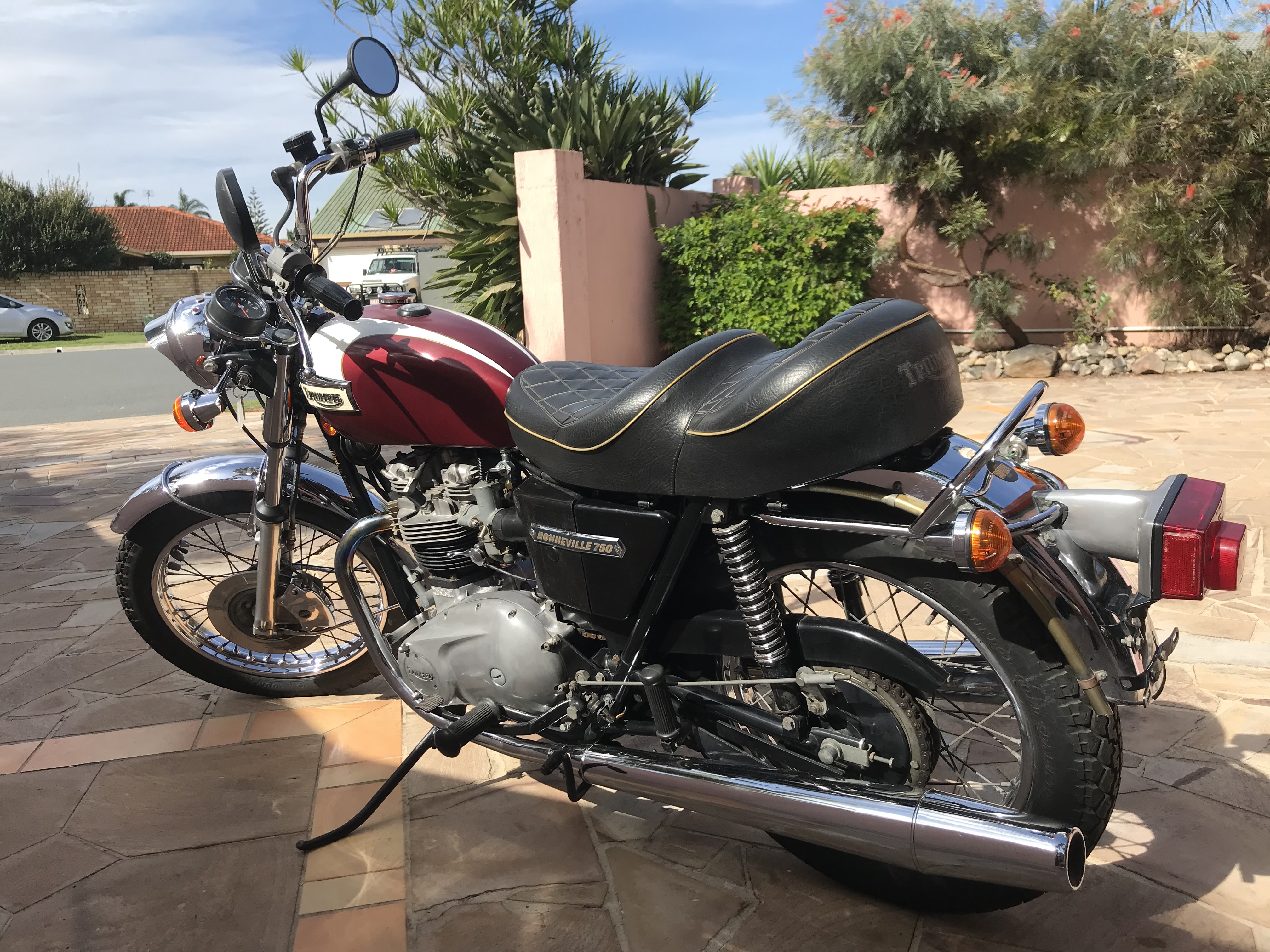 1975 TRIUMPH BONNEVILLE T140 750CC ROAD 