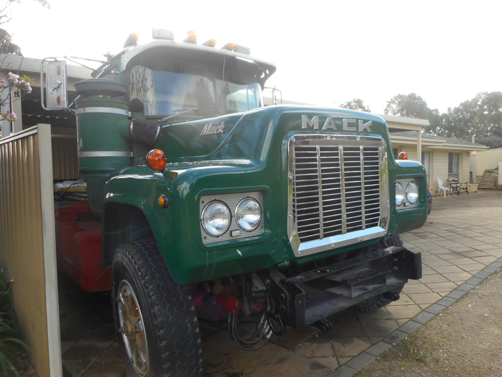 1979 MACK R600 PRIME MOVER