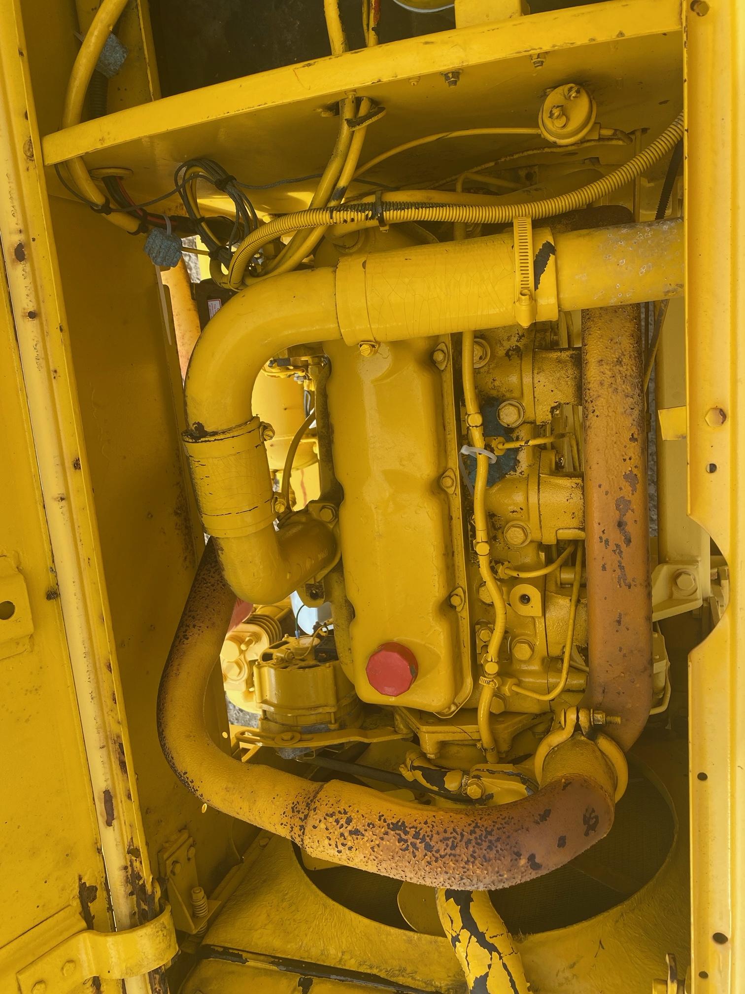 BHB CHAMBERLAIN 6 TON TRACTOR CRANE