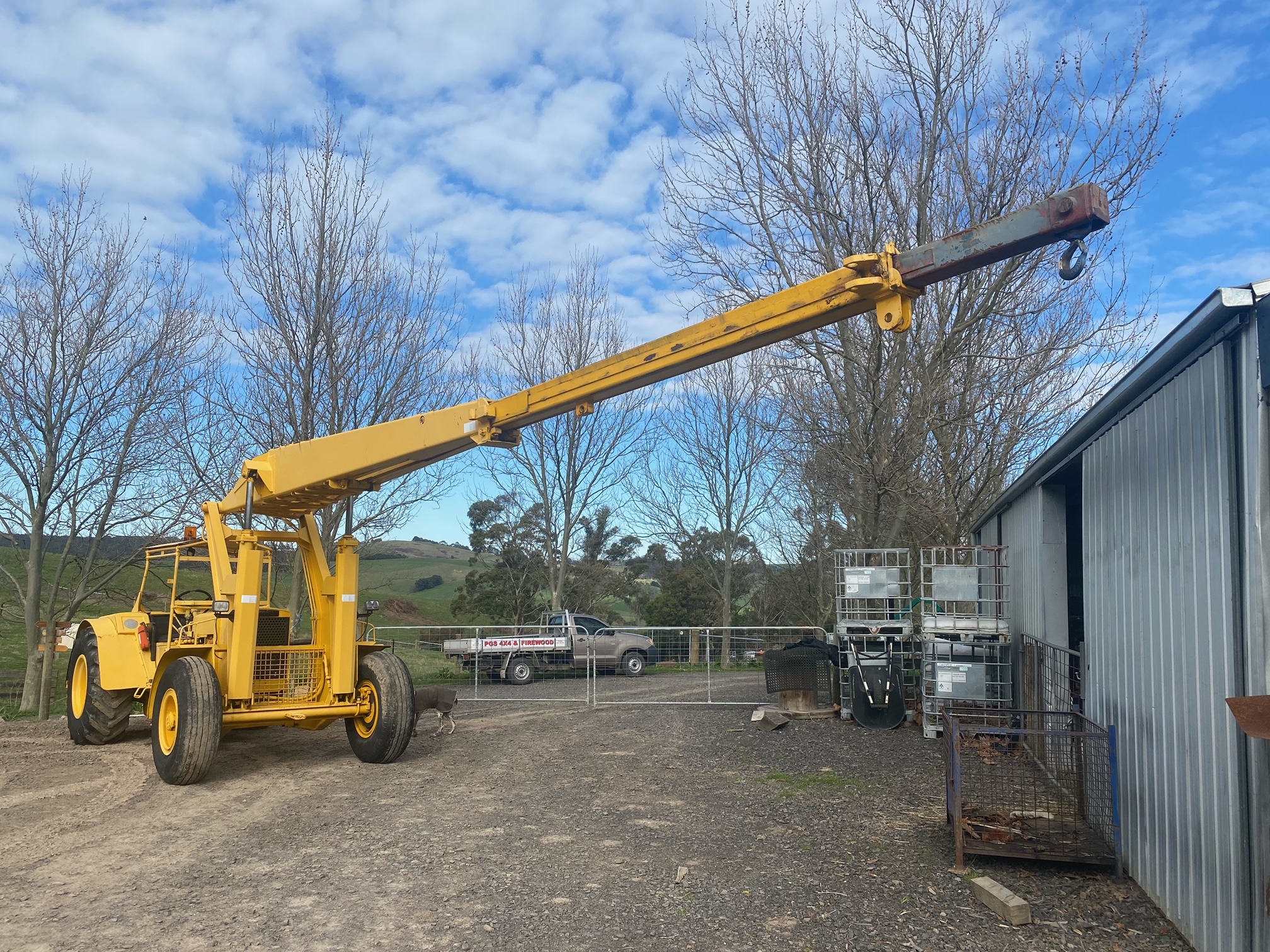BHB CHAMBERLAIN 6 TON TRACTOR CRANE