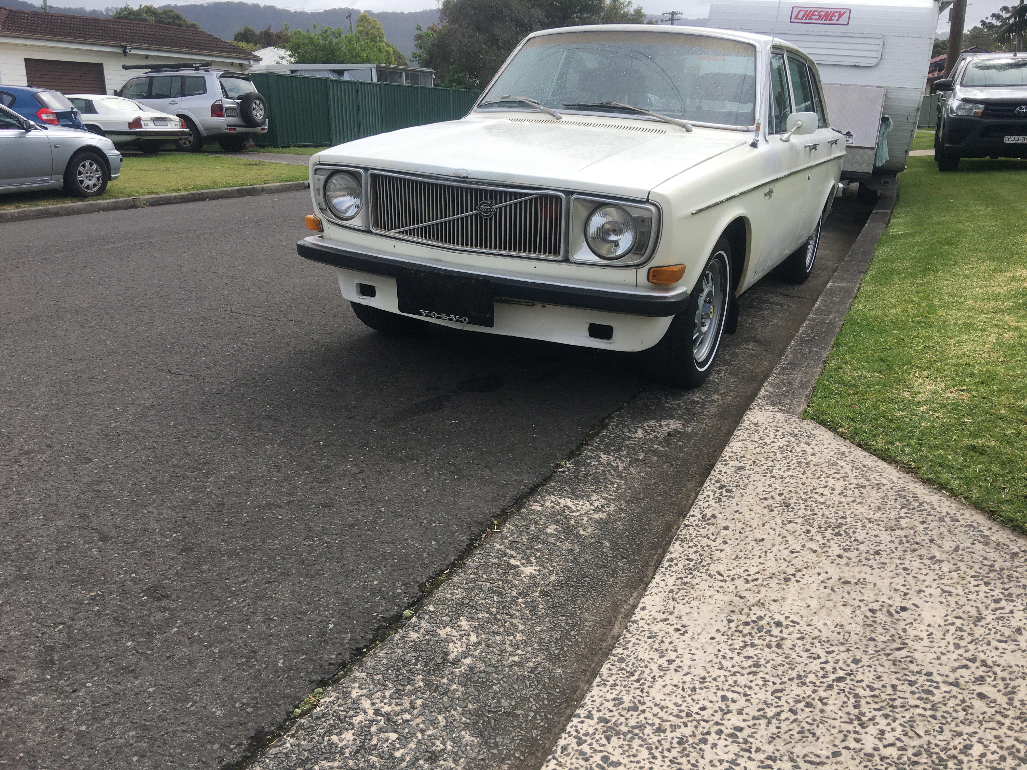 1971 VOLVO DE LUXE 144S SEDAN