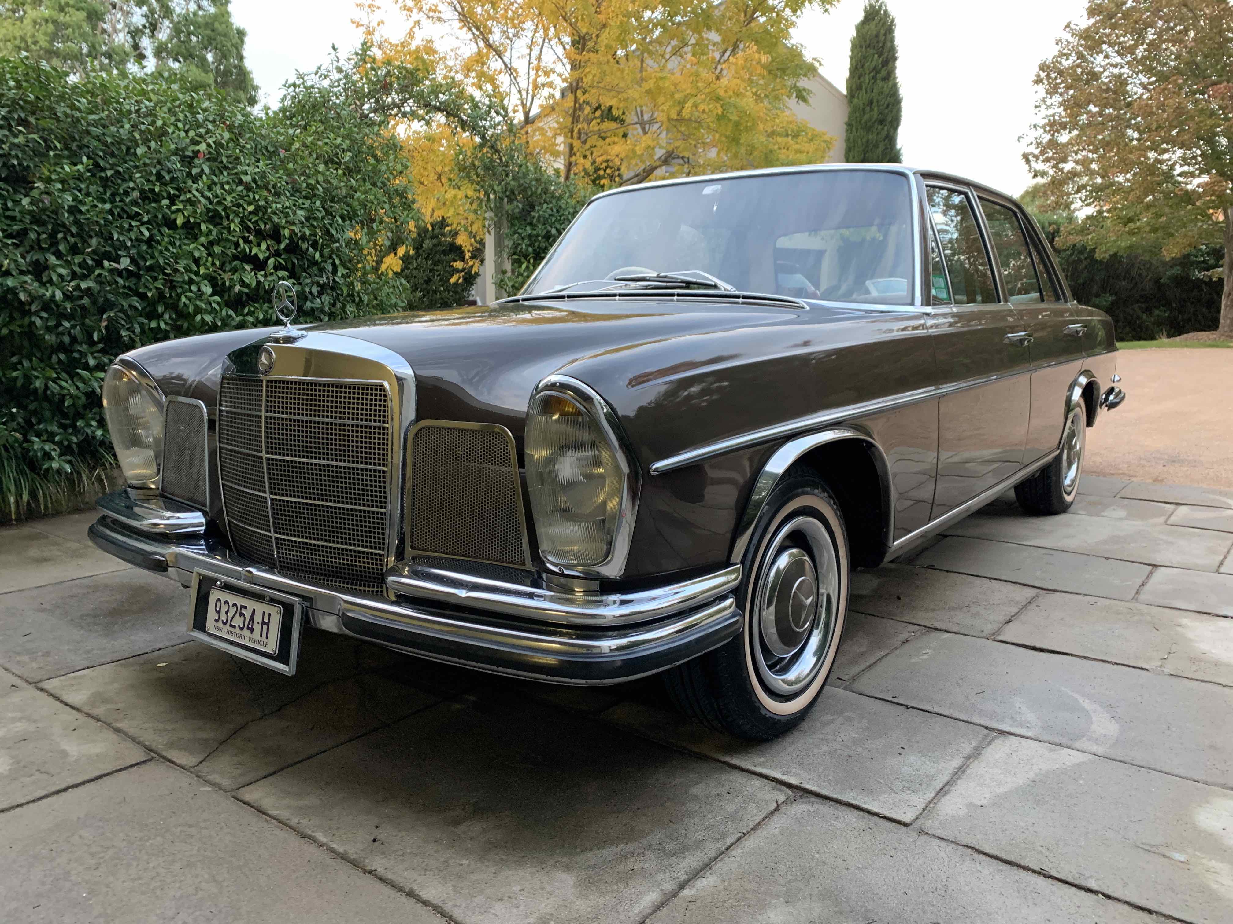 1967 MERCEDES-BENZ 250 S 3 SP AUTOMATIC 4D SEDAN 