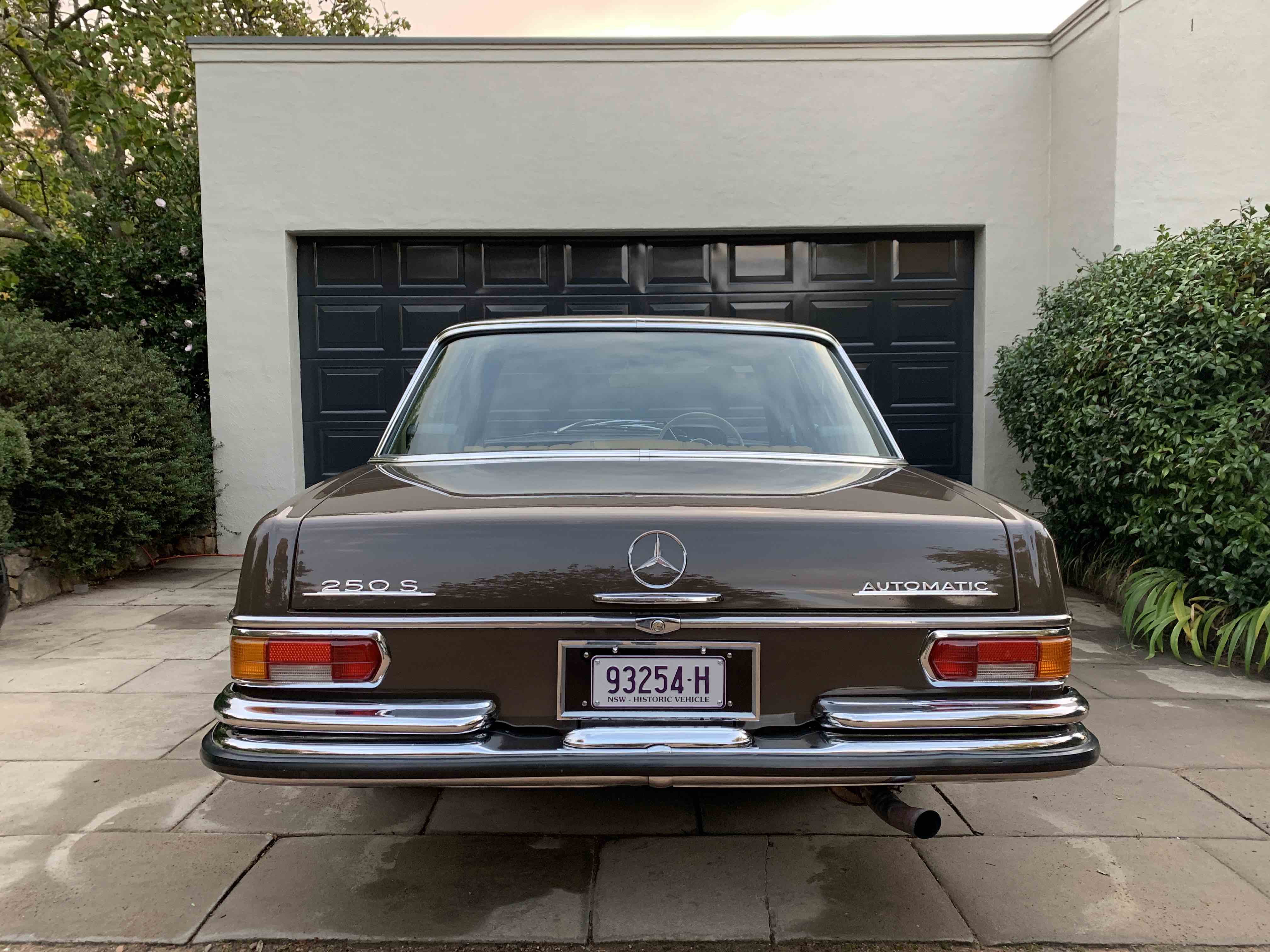 1967 MERCEDES-BENZ 250 S 3 SP AUTOMATIC 4D SEDAN 
