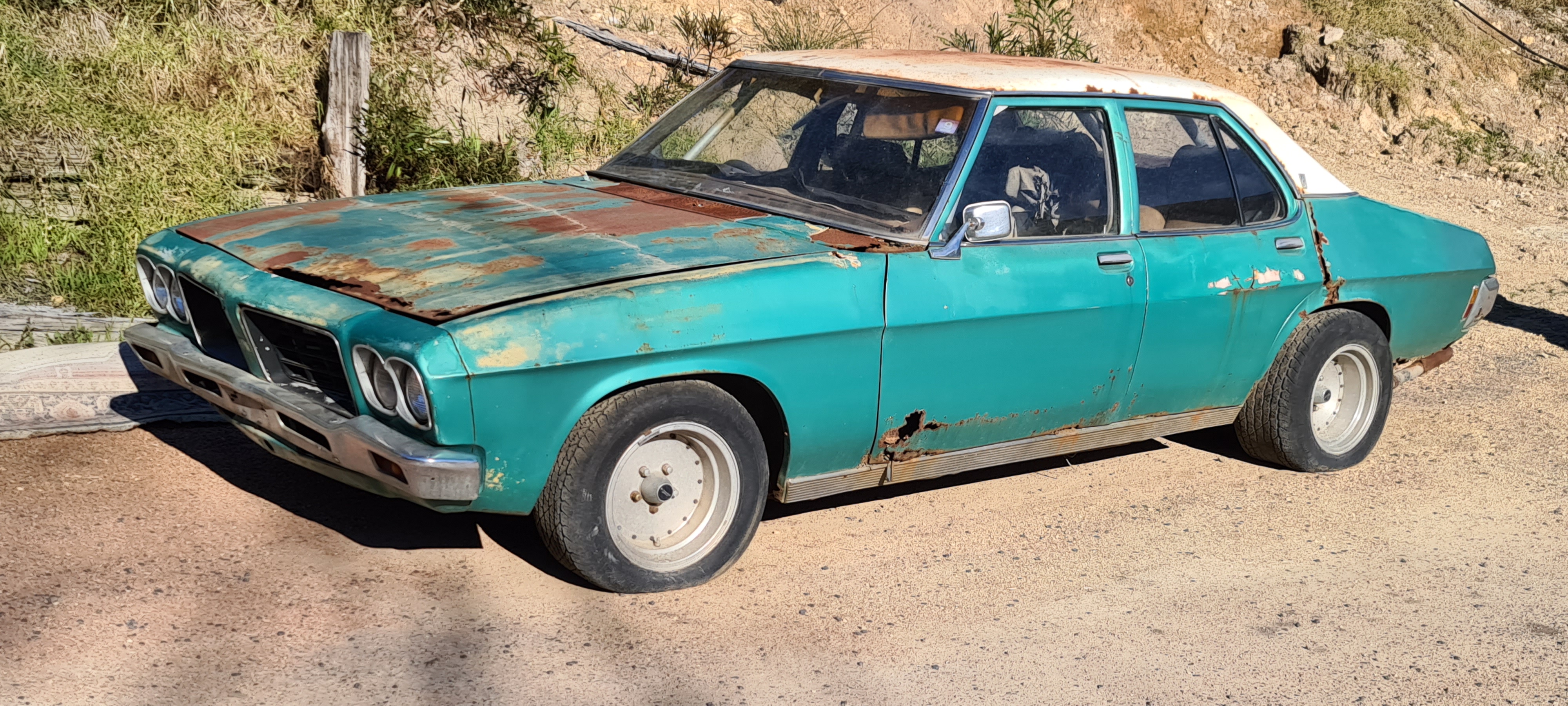 1972 HOLDEN HQ Prem SEDAN 350 chev 9 inch