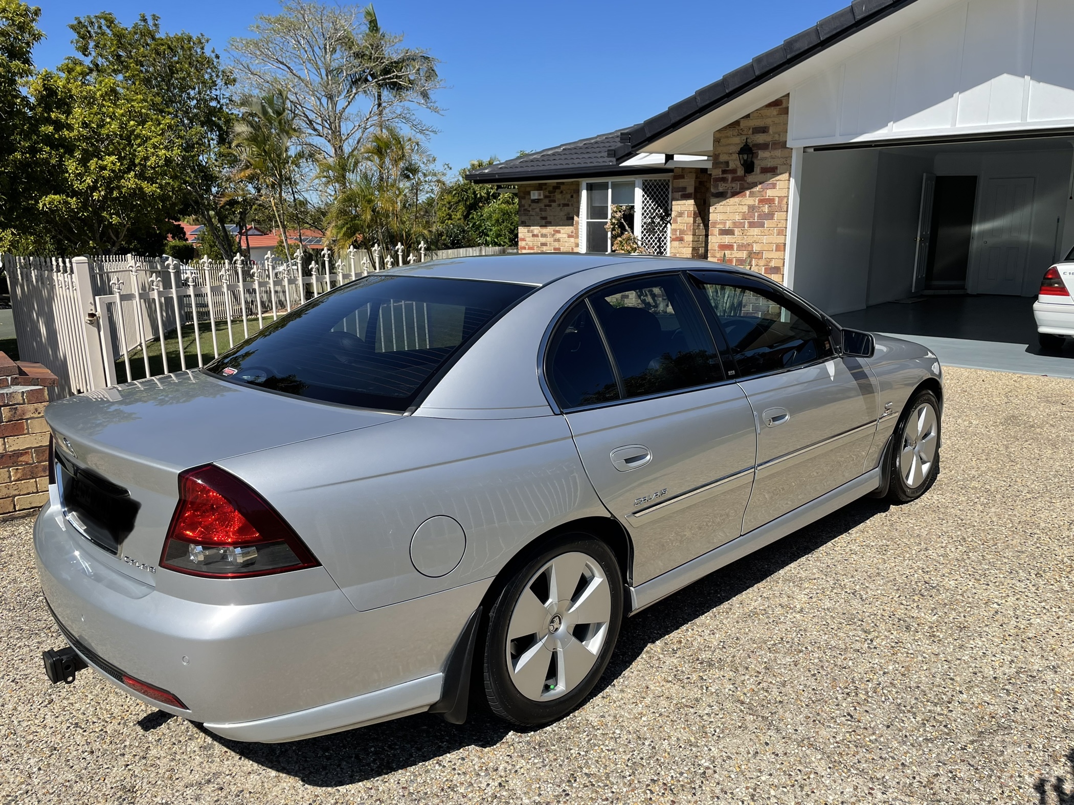2006 HOLDEN CALAIS VZ AUTOMATIC SEDAN