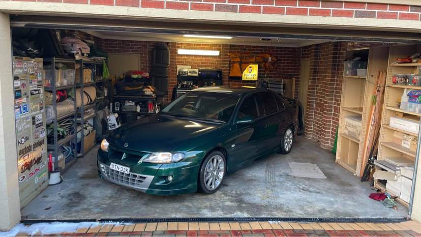 2002 HSV SV300 SEDAN
