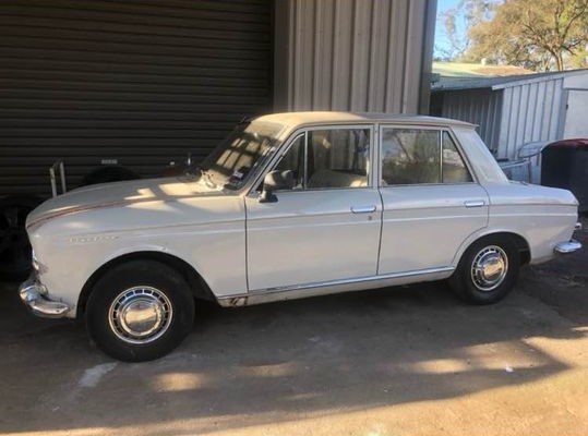 1964 NISSAN BLUEBIRD SEDAN