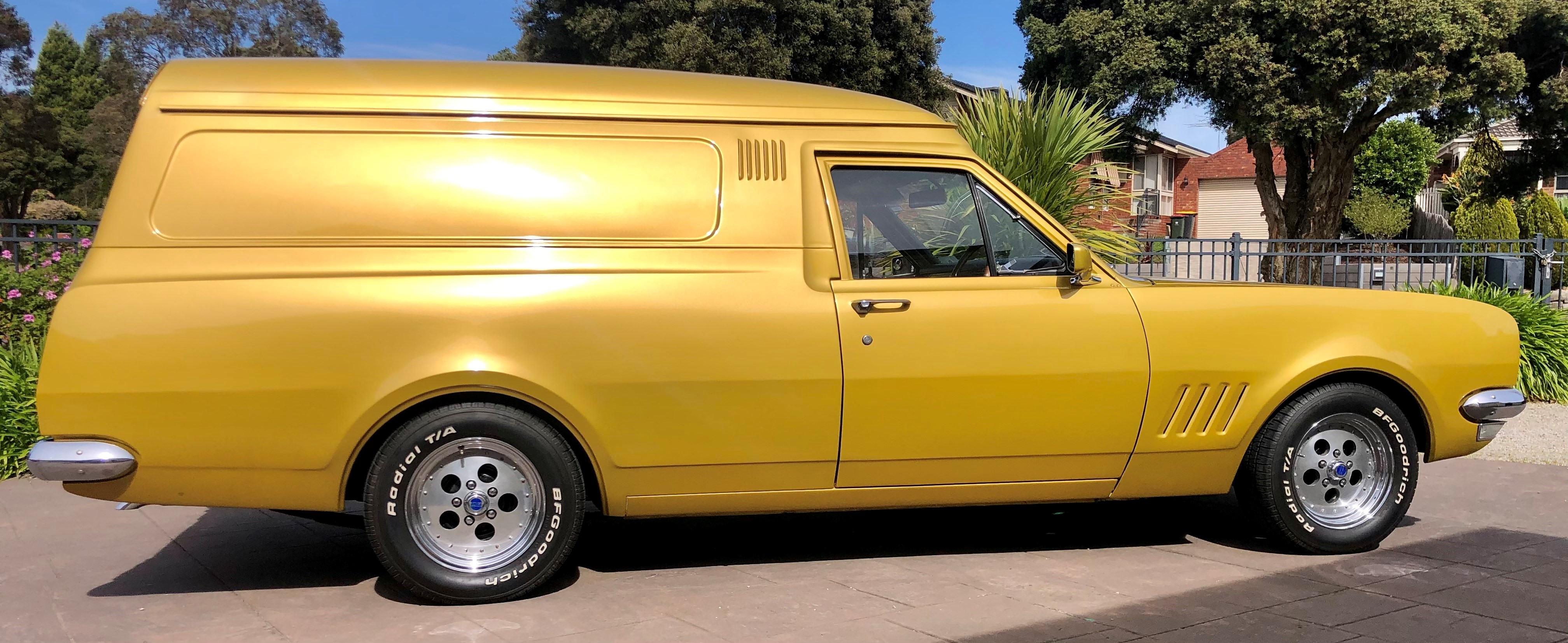 1971 HOLDEN BELMONT HG WINDOWLESS PANEL VAN