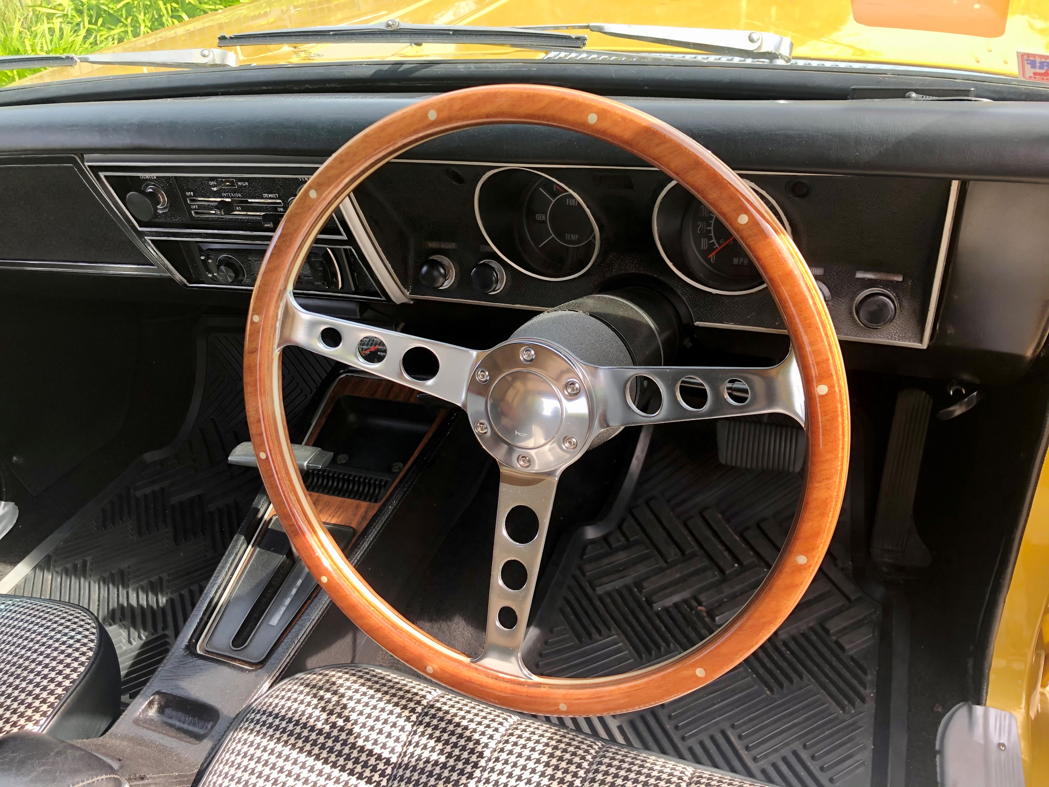 1971 HOLDEN BELMONT HG WINDOWLESS PANEL VAN
