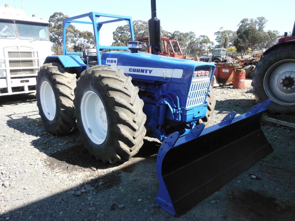 FORD COUNTY 1164 TRACTOR