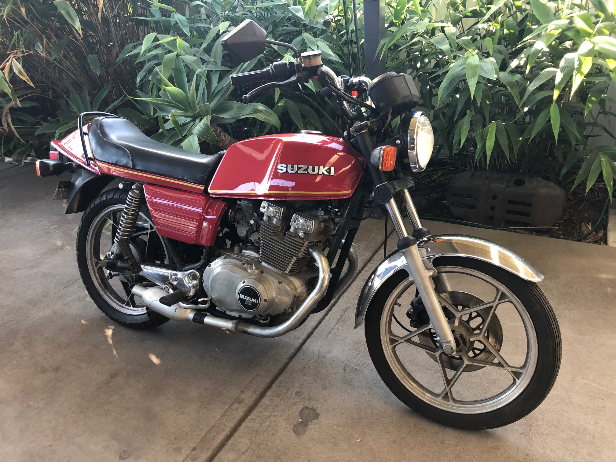 1980 SUZUKI GSX400E ROAD
