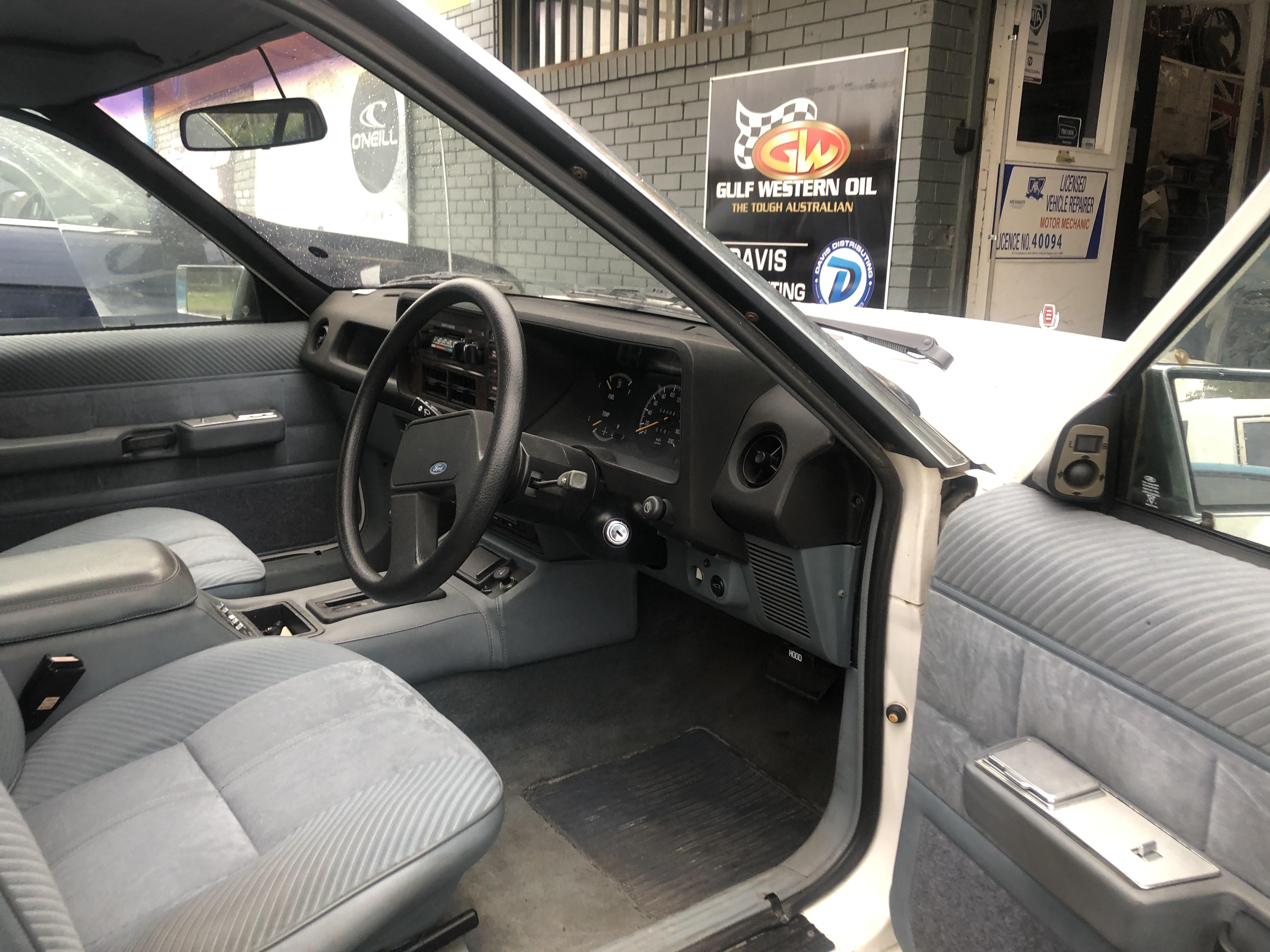 1984 FORD FAIRLANE ZK SEDAN