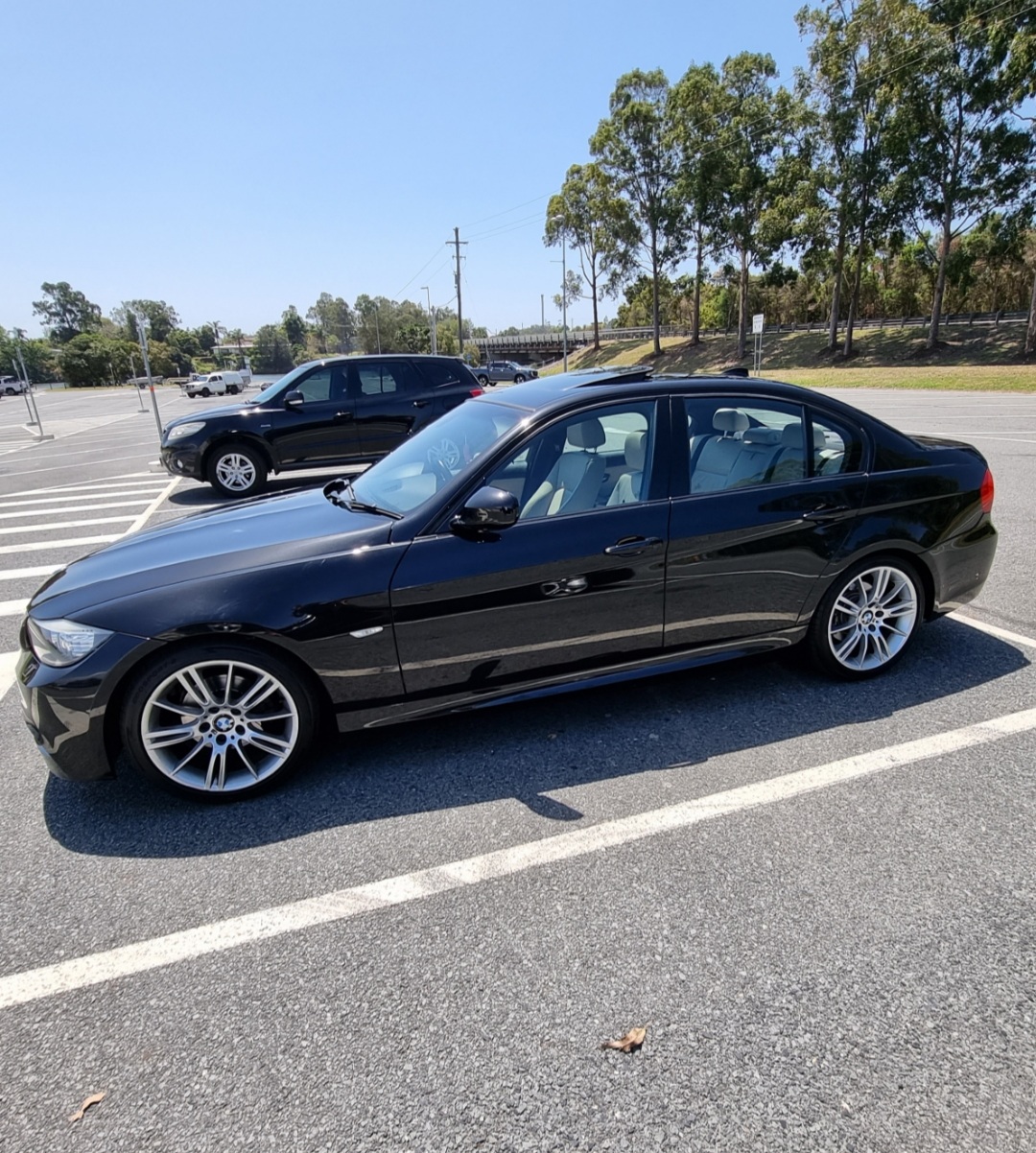 2010 BMW SERIES 3 E90 MY10 320i M SPORT SEDAN