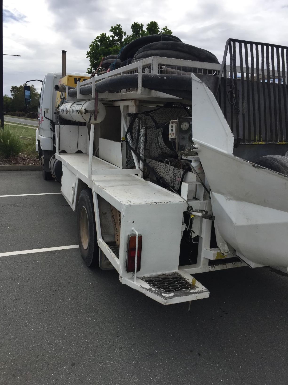 2004 MITSUBISHI FUSO FIGHTER FK FK61F 7.0 LWB 6 SP MANUAL C/CHAS