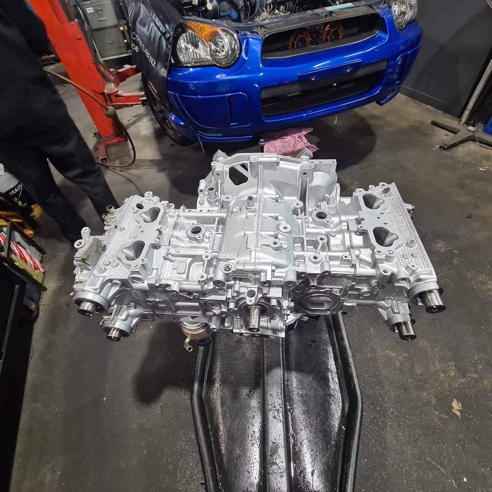 2004 SUBARU IMPREZA MY05 WRX (AWD) 4 SP AUTO SPORTSHIFT 4D SEDAN