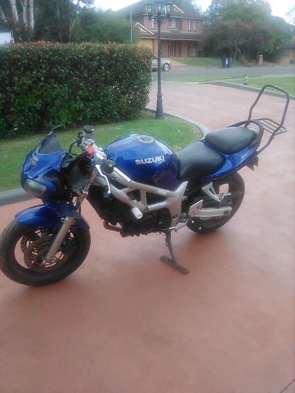2000 SUZUKI SV650S ROAD 