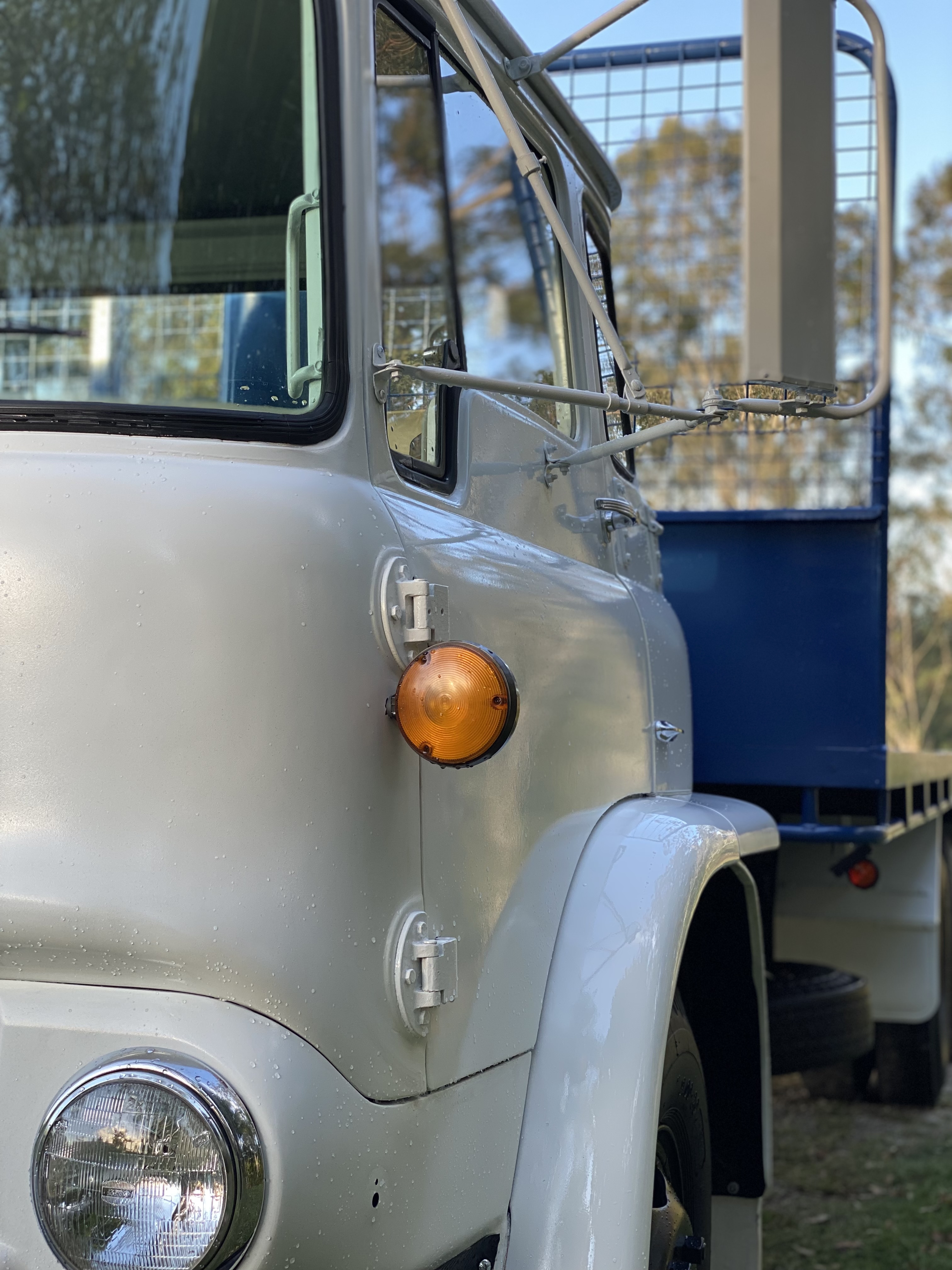 1973 BEDFORD TK TRAY