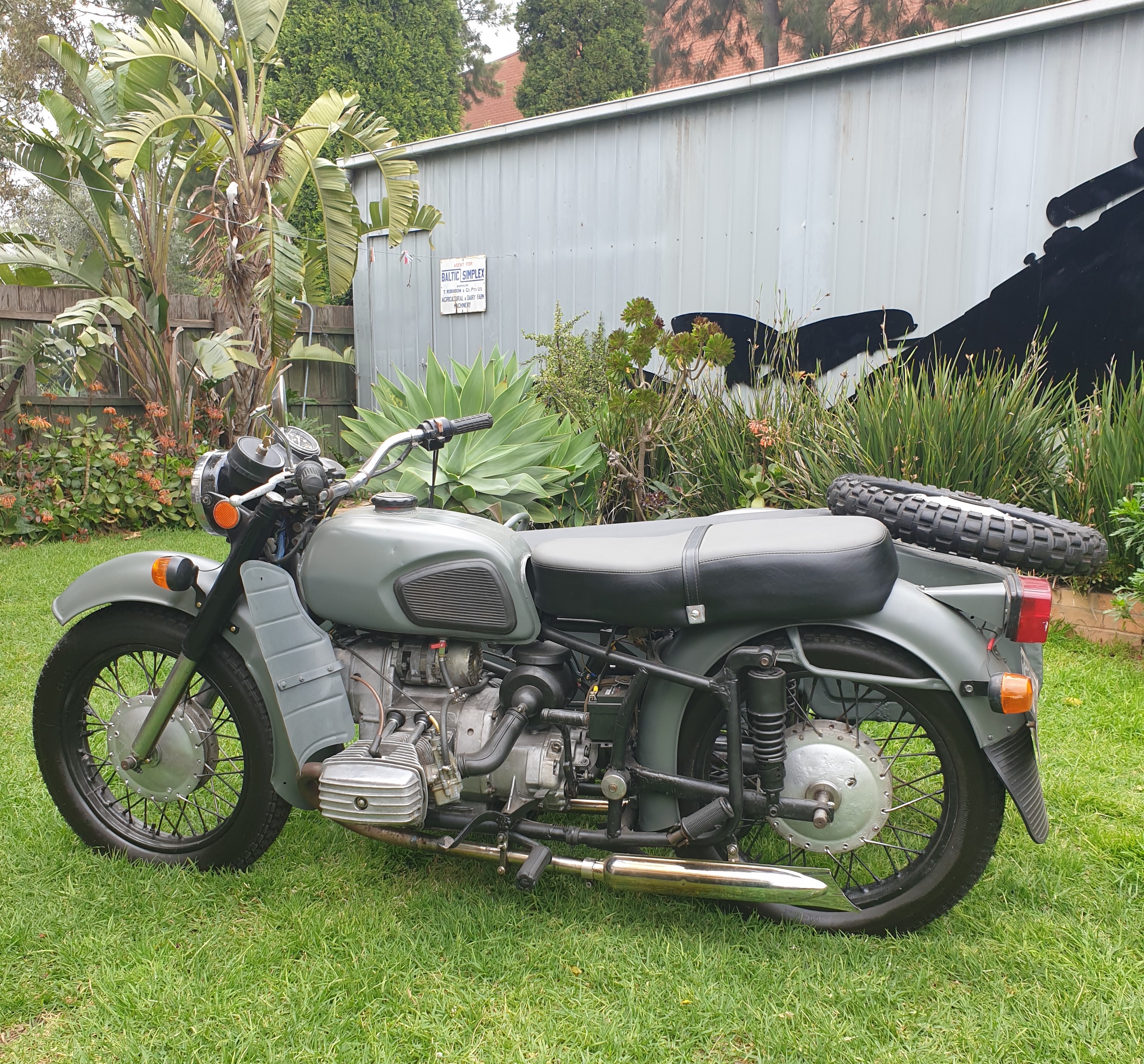 1969 URAL K750 / DNEPR MT16 (BMW R75 CLONE) WITH SIDECAR