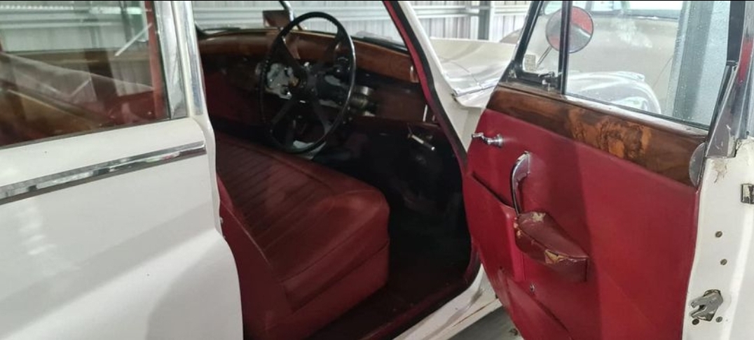 1953 JAGUAR MK VII SALOON