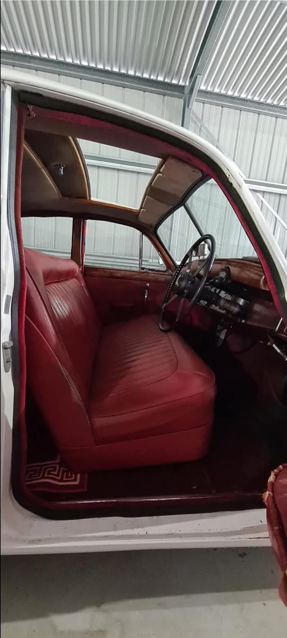 1953 JAGUAR MK VII SALOON