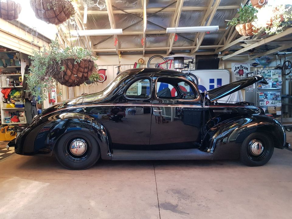 1939 FORD BUSINESS COUPE
