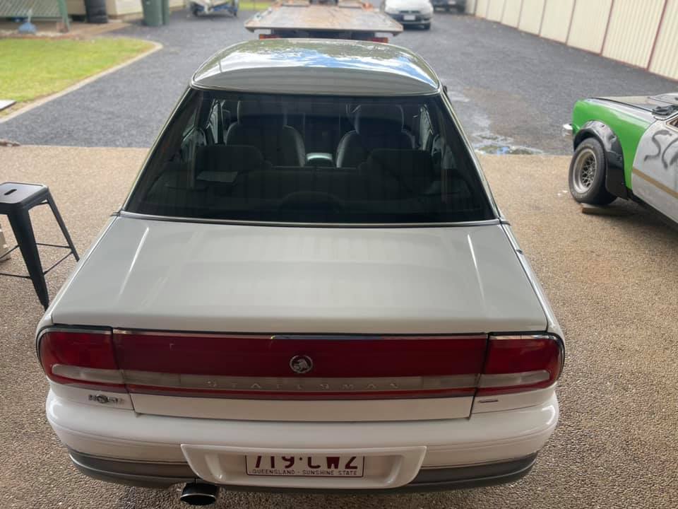 1998 HOLDEN STATESMAN SEDAN