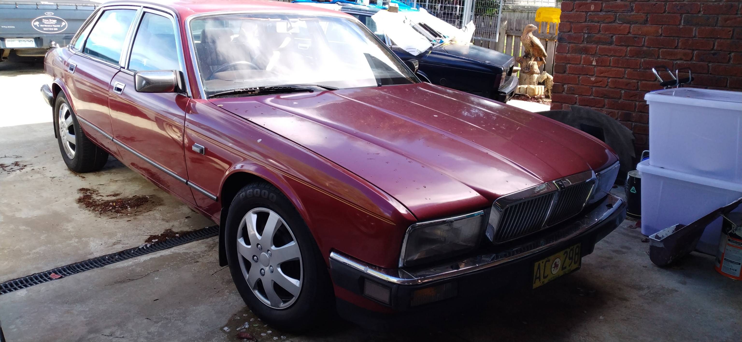 1986 JAGUAR SOVEREIGN SEDAN