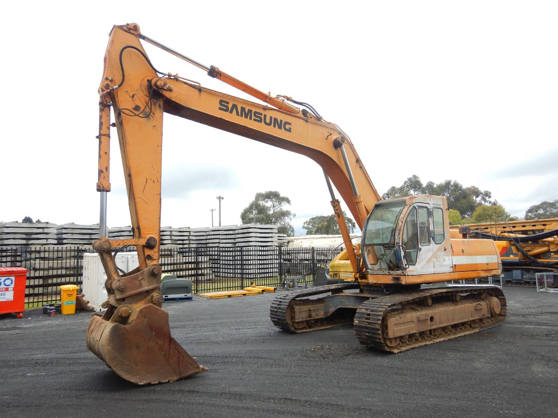 Samsung SE280LC Excavator