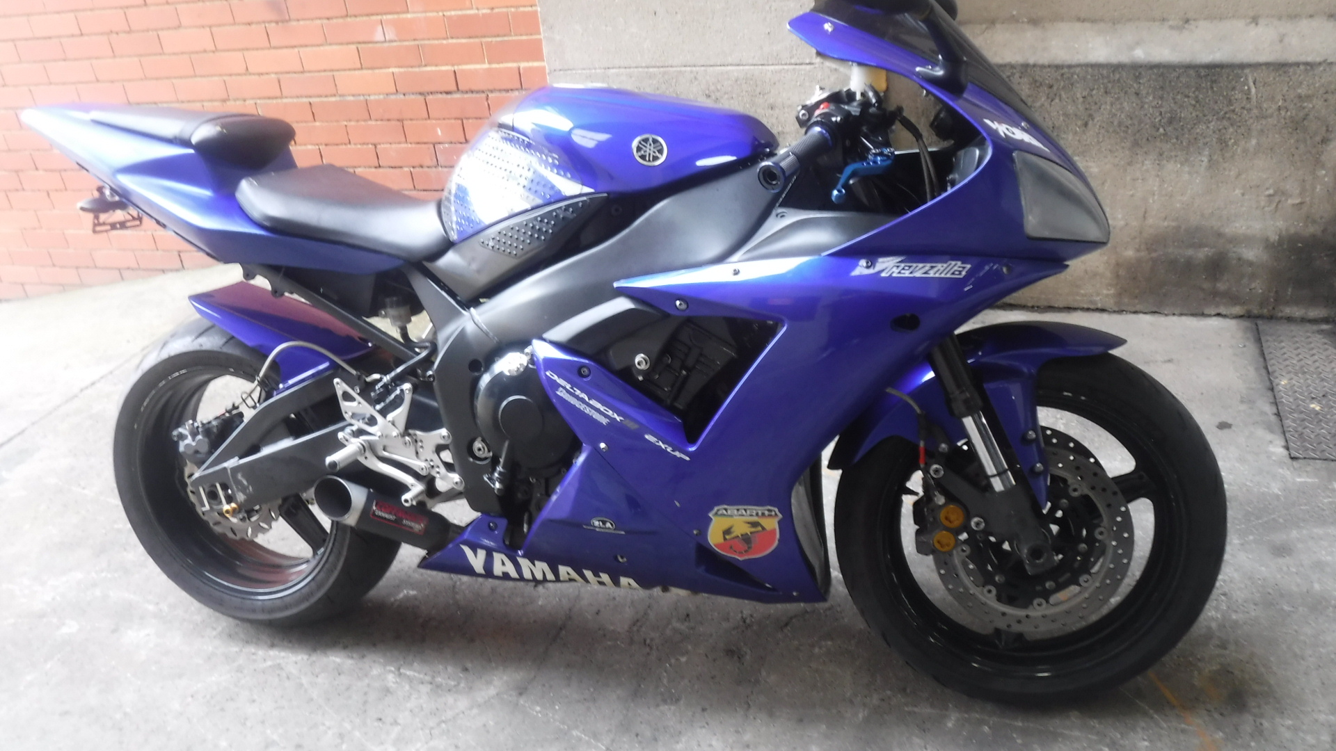2002 YAMAHA YZF-R1 SPORTS 