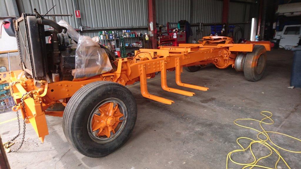 1978 FORD LN9000 PRIME MOVER