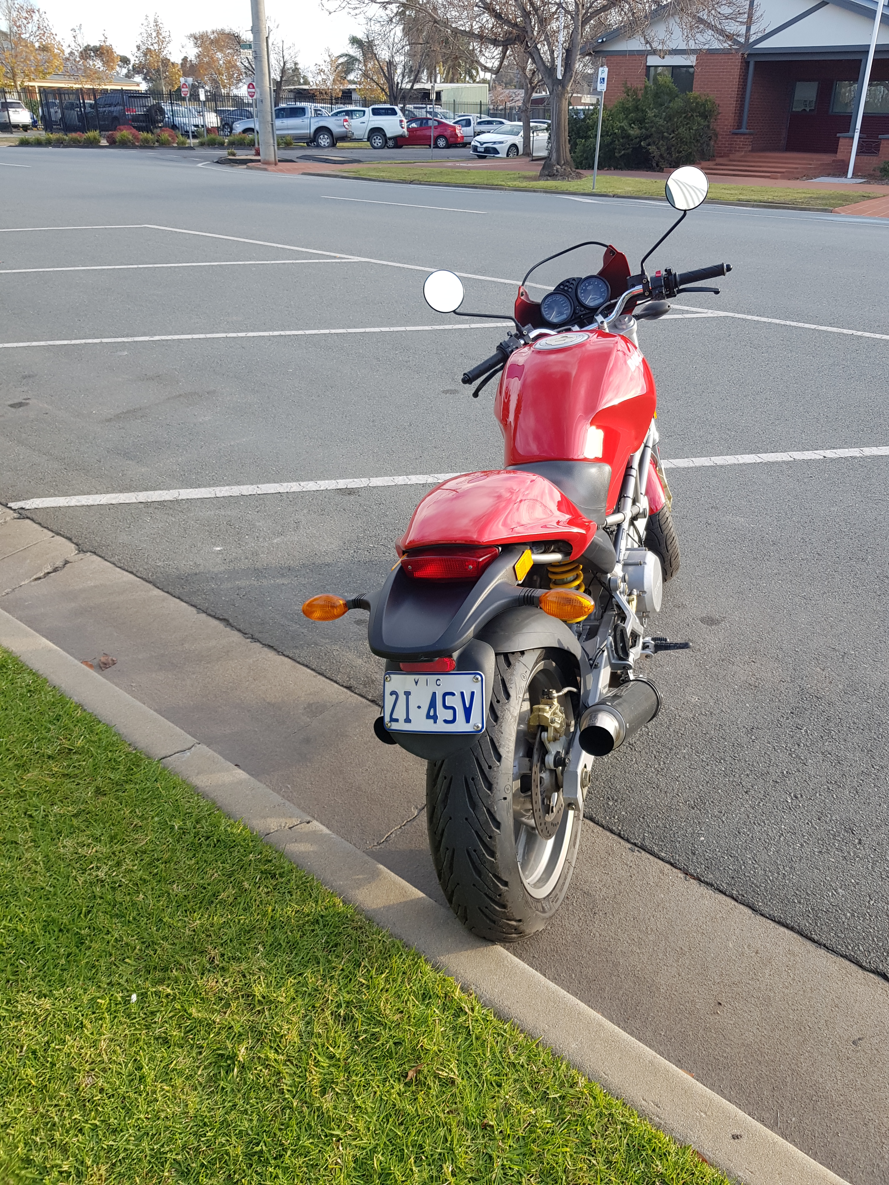 2002 DUCATI MONSTER 620S i.e. ROAD