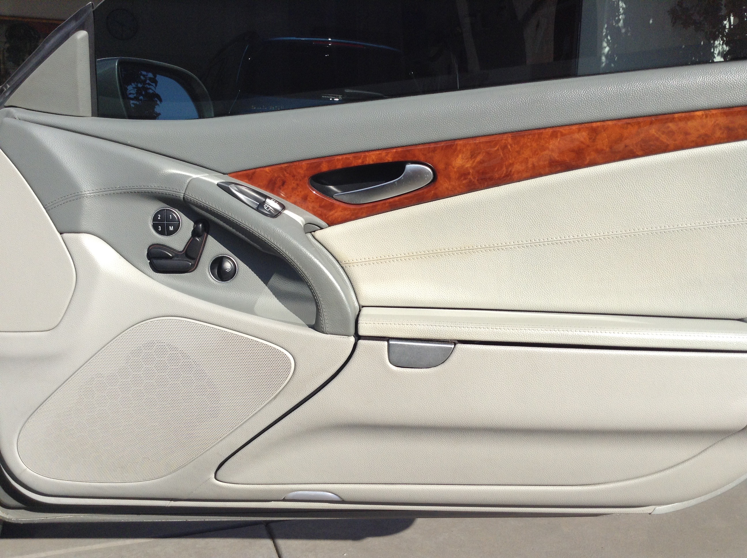 2004 MERCEDES-BENZ SL350 CONVERTIBLE