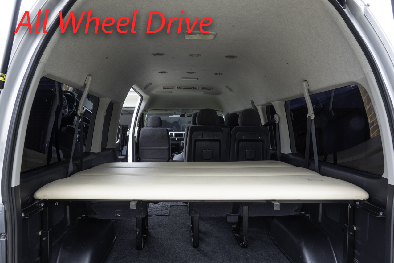 2014 TOYOTA HIACE COMMUTER SLWB ALL WHEEL DRIVE VAN