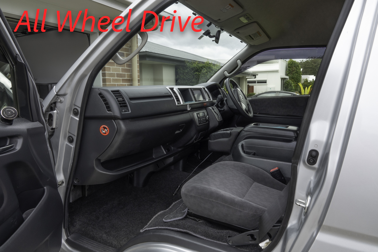 2014 TOYOTA HIACE COMMUTER SLWB ALL WHEEL DRIVE VAN