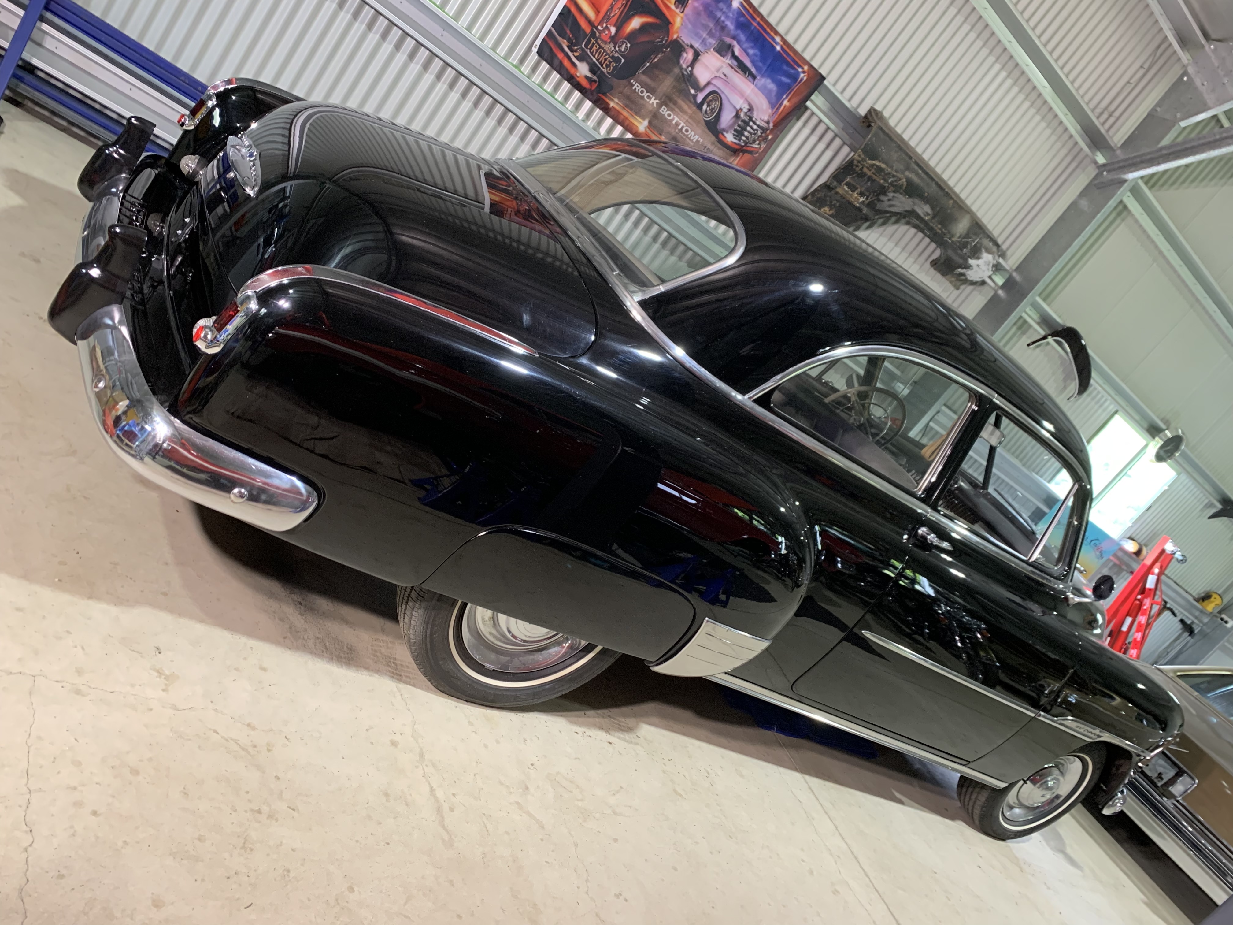 1951 CHEVROLET STYLELINE DELUXE SEDAN 