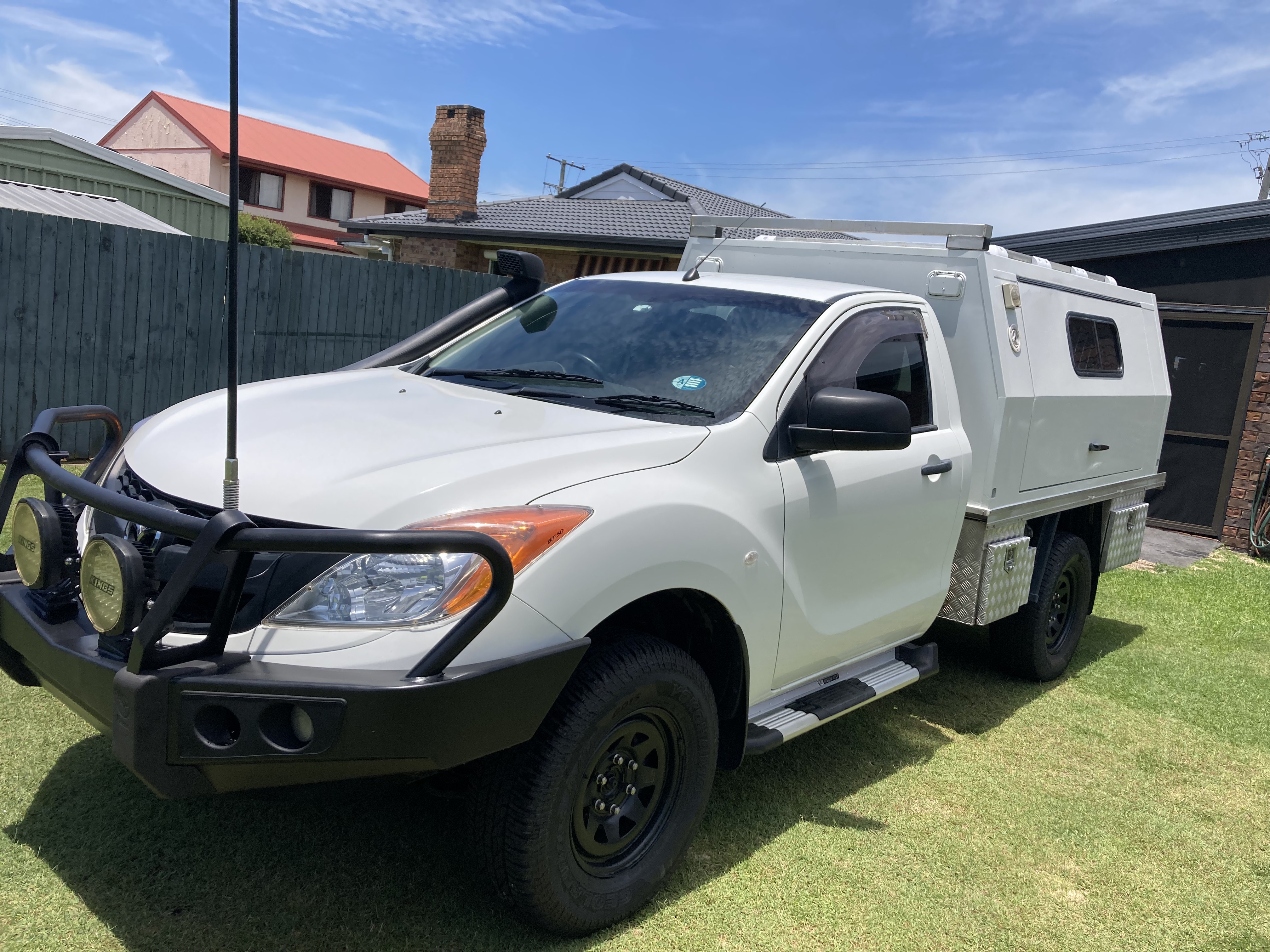 2013 MAZDA BT-50 MY13 XT (4x4) 6 SP MANUAL C/CHASSIS