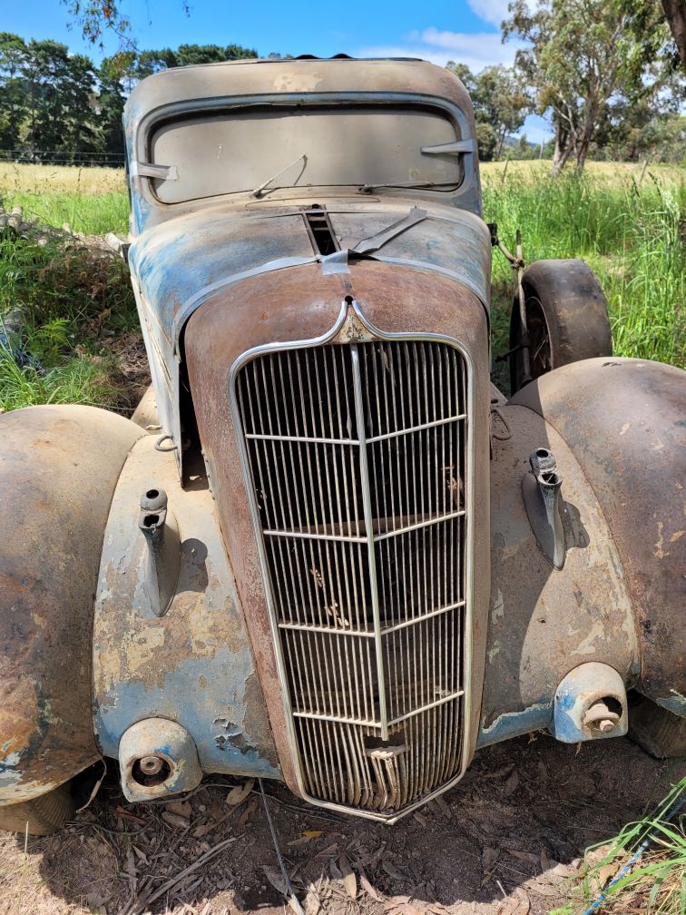 1935 PLYMOUTH MODEL PJ SEDAN