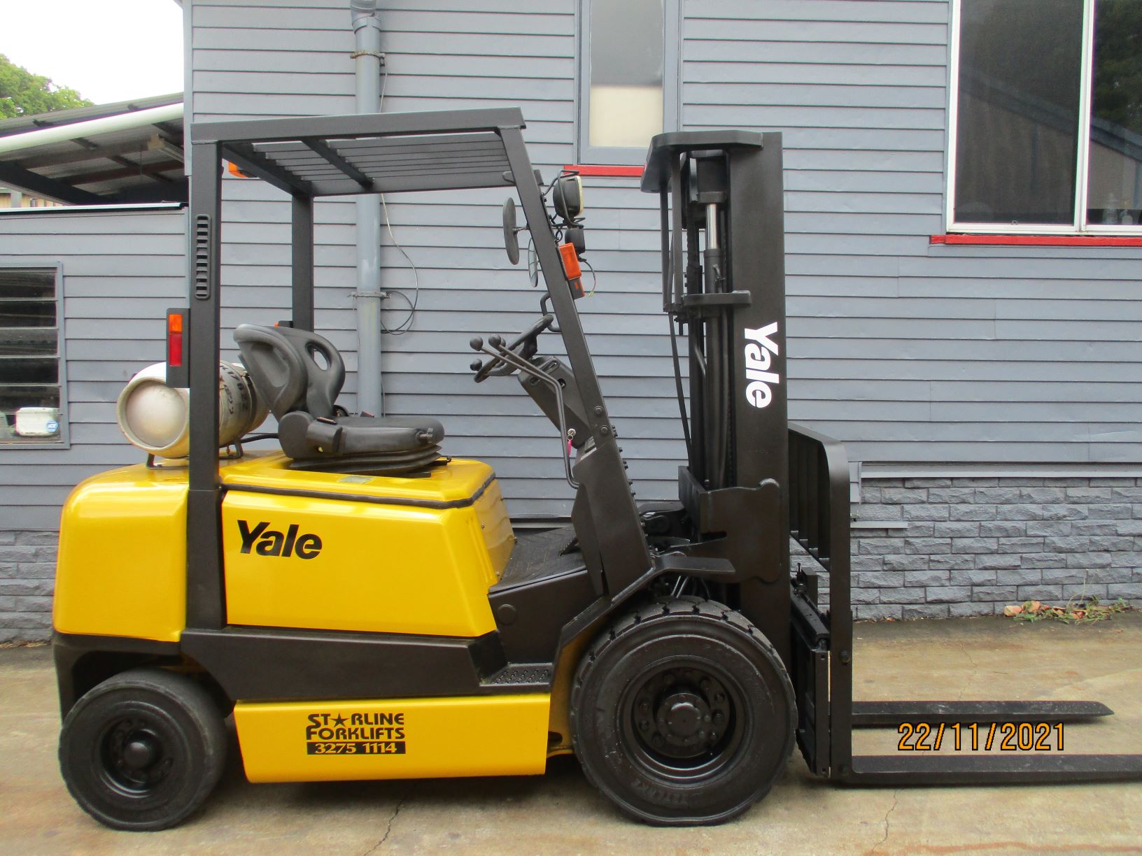 2001 Yale GP25RH 2.5 Ton Forklift