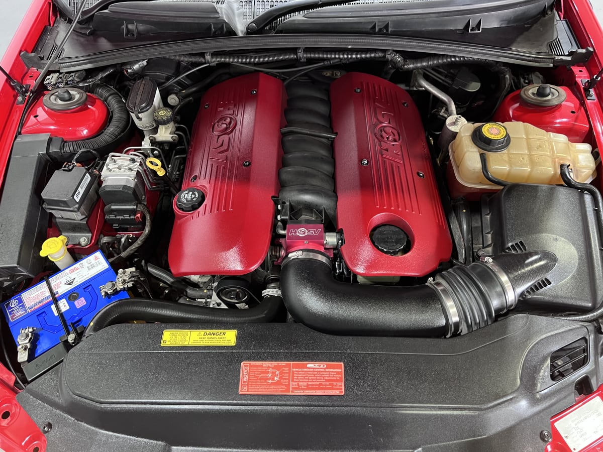 2001 HSV SENATOR VX SIGNATURE 6 SP MANUAL 4D SEDAN
