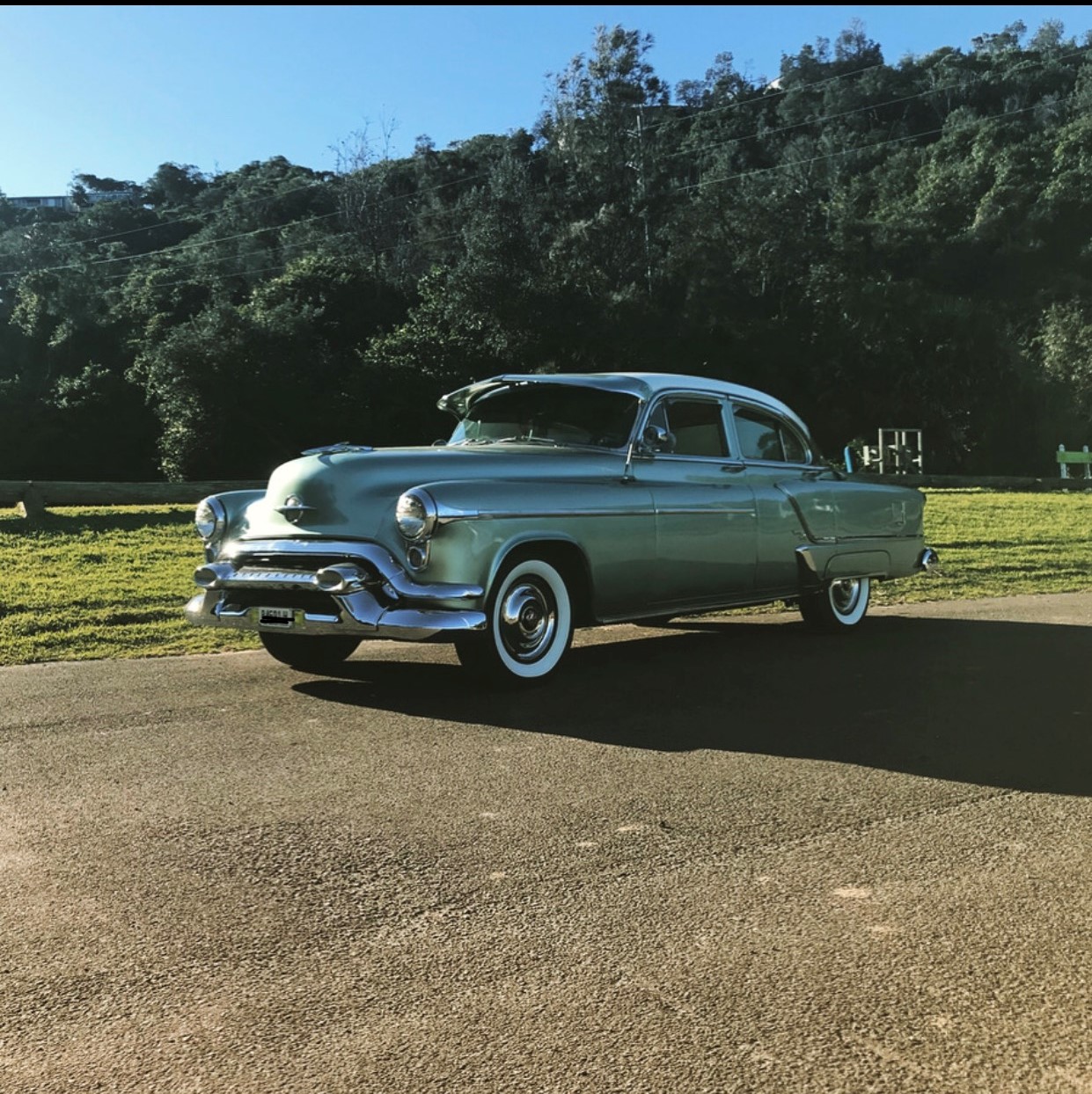 1953 OLDSMOBILE 98 SEDAN