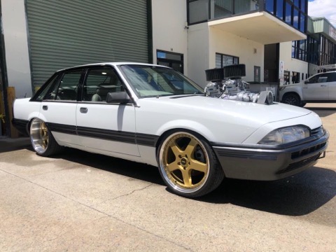 1986 HOLDEN COMMODORE VL EXECUTIVE SEDAN