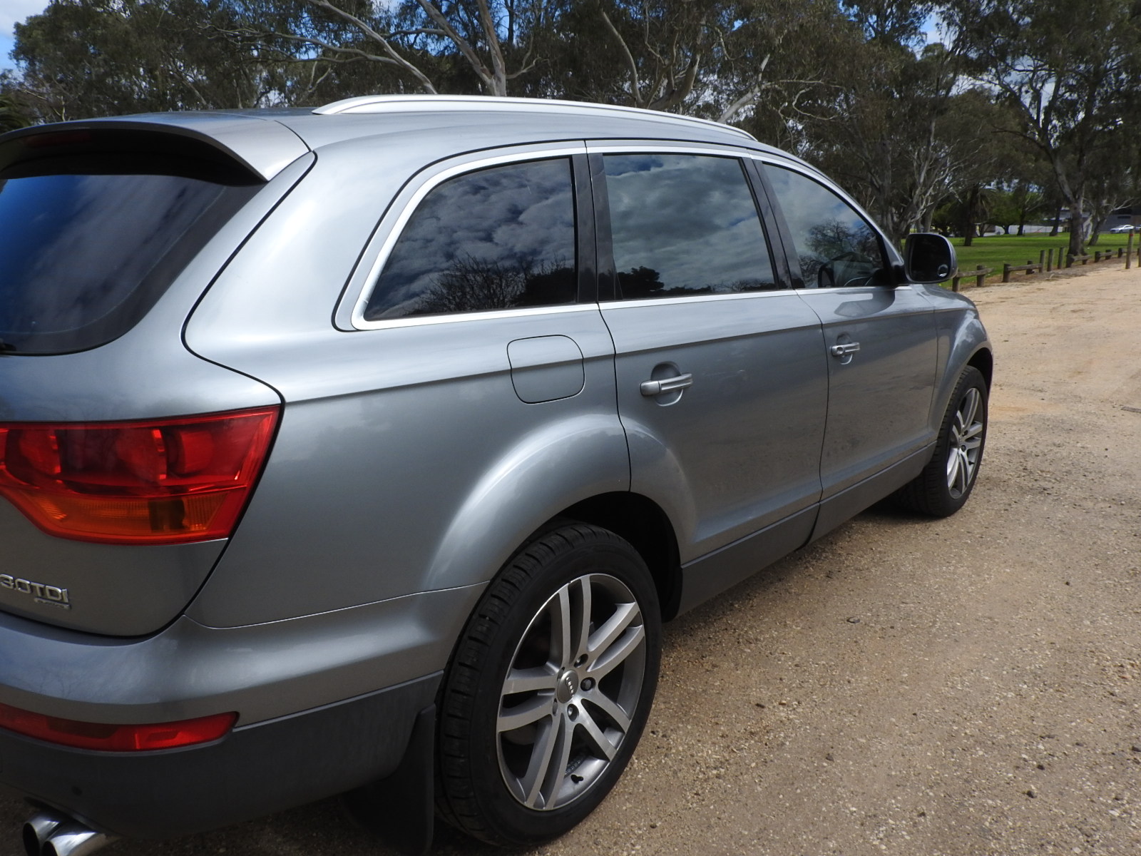 2007 AUDI Q7 MY07 UPGRADE 3.0 TDI QUATTRO 6 SP AUTOMATIC TIPTRONIC 4D WAGON