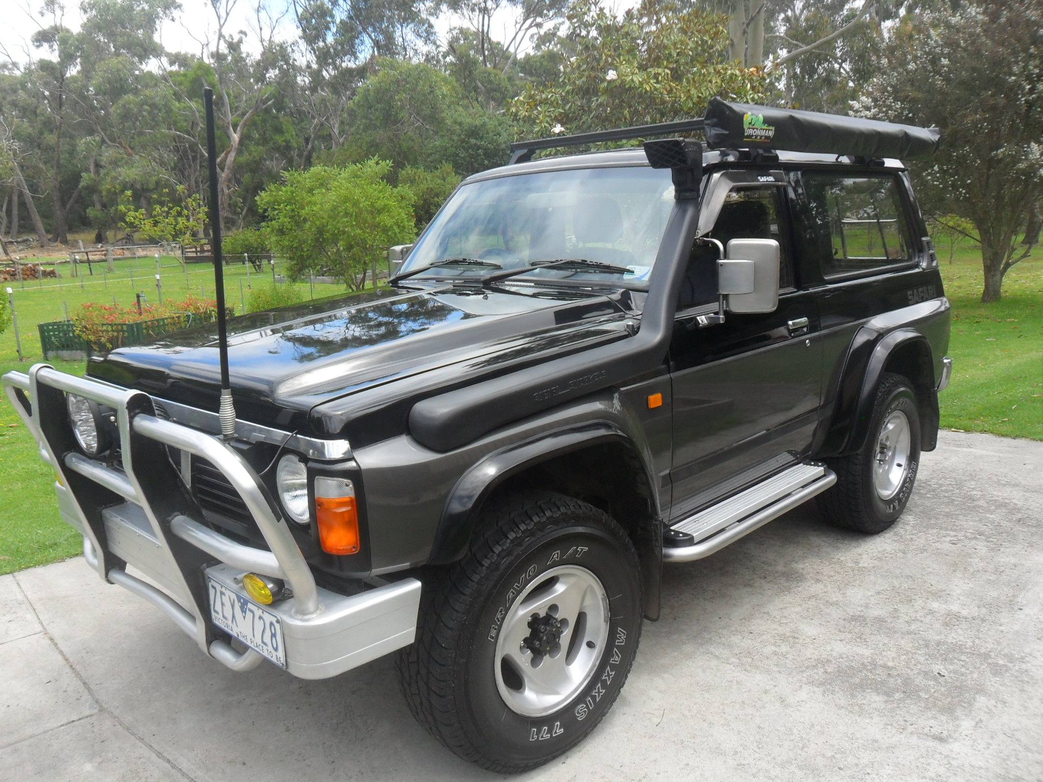1988 NISSAN SAFARI GRANROAD SWB WAGON