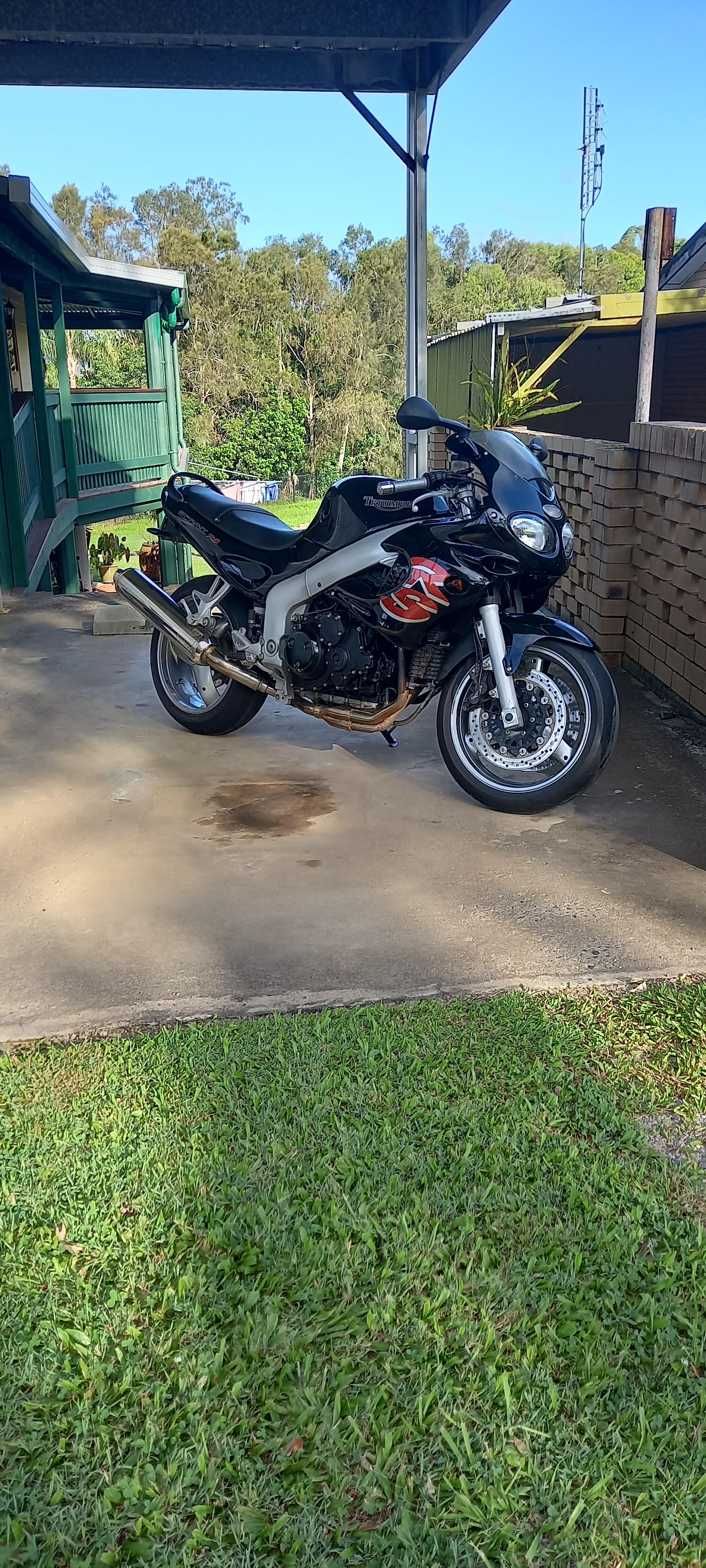 2004 TRIUMPH SPRINT RS SPORTS