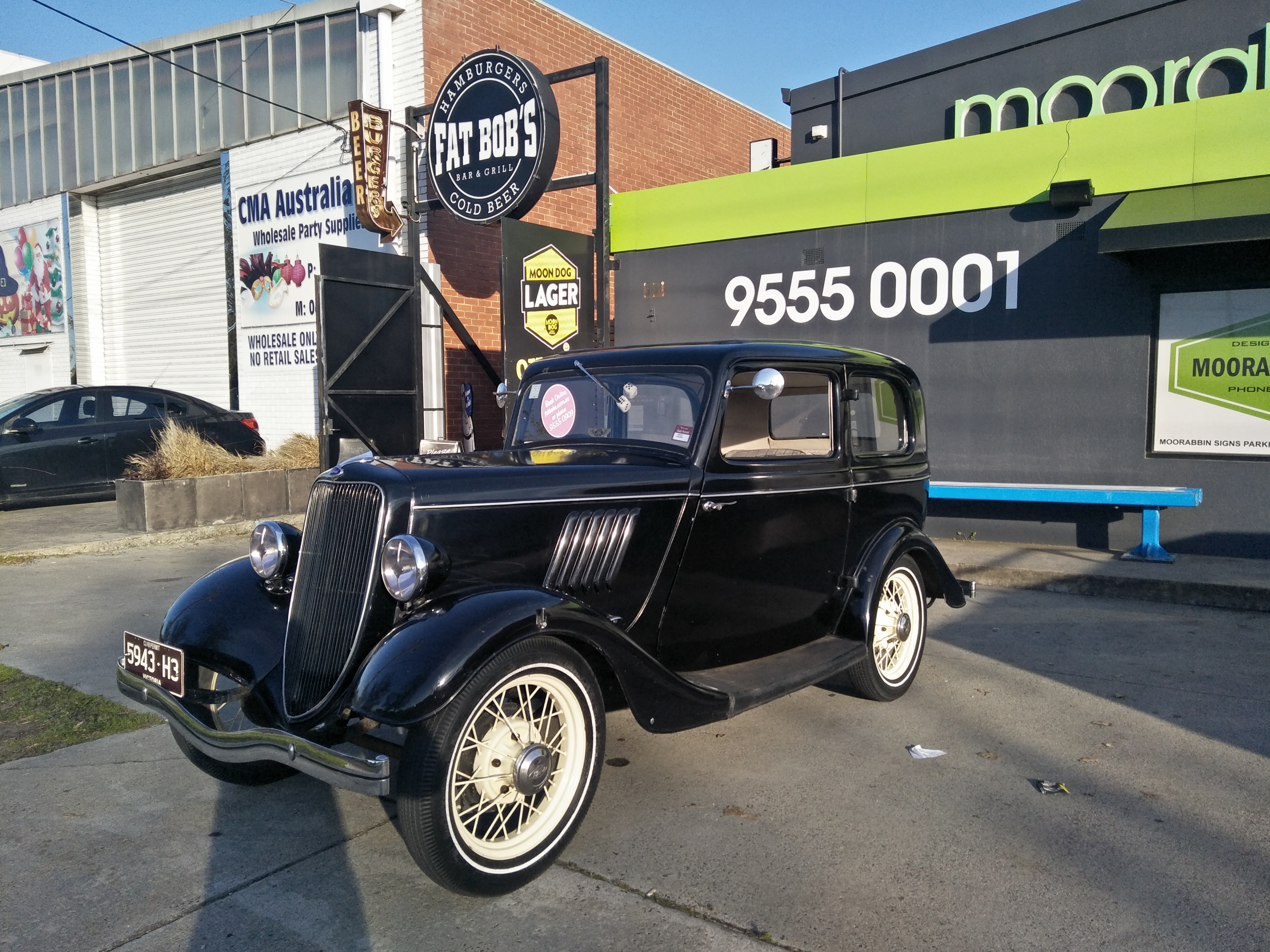 1933 FORD MODEL Y SEDAN