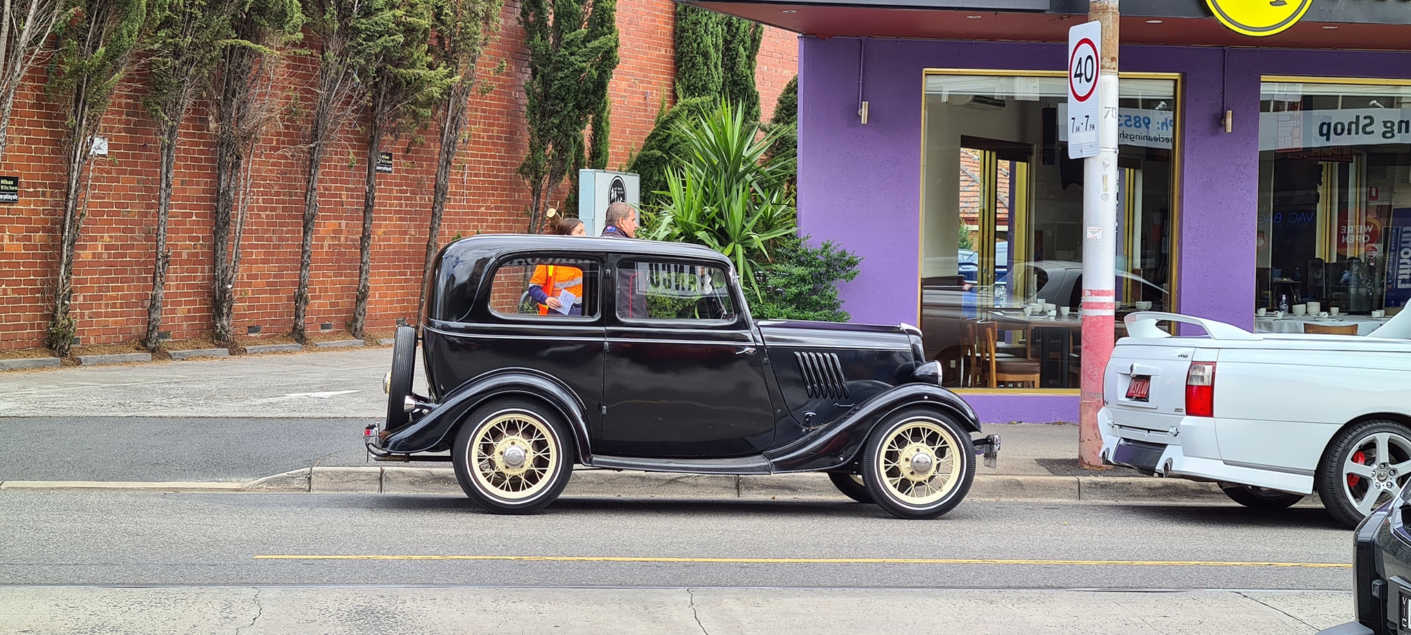 1933 FORD MODEL Y SEDAN